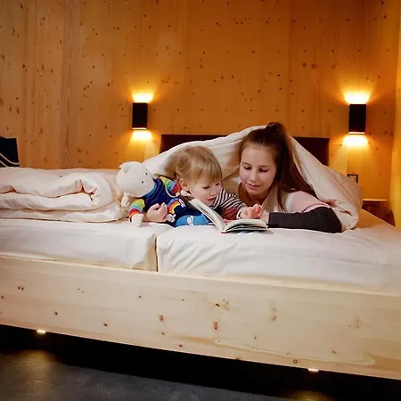 Bio-seehotel 4* Zeulenroda-Triebes